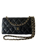 Chanel Classique leather crossbag