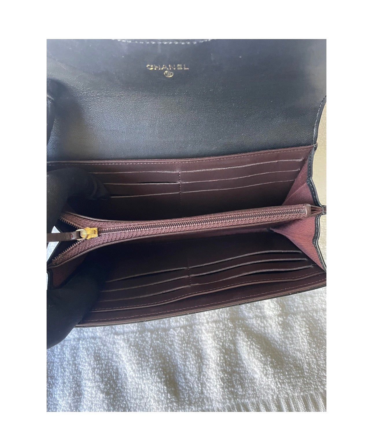 Chanel Classique leather crossbag